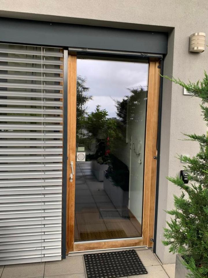Charmantes Apartment mit Garten über Bregenz Exterior foto